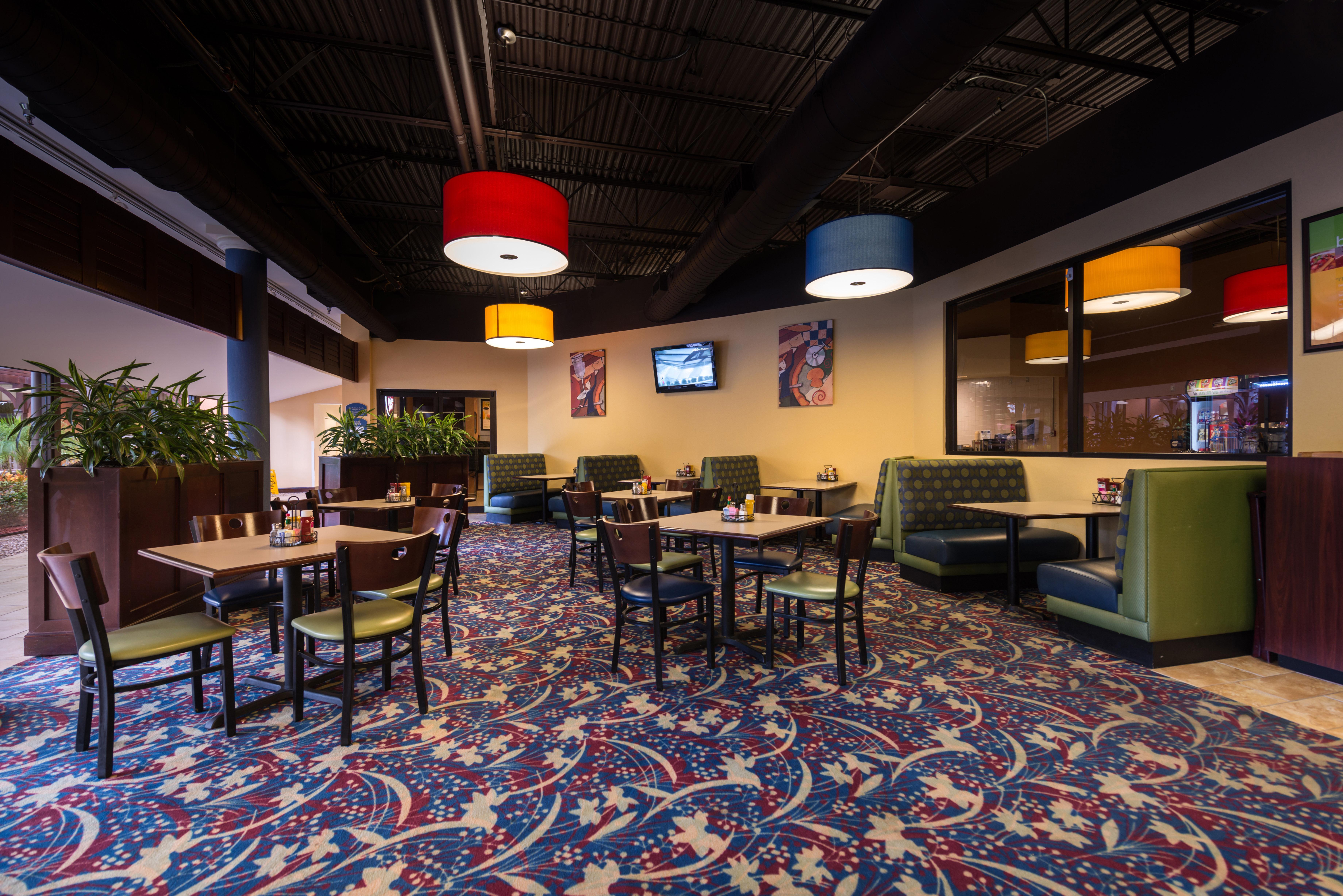 Holiday Inn & Suites Orlando Sw - Celebration Area By Ihg Kissimmee Bagian luar foto