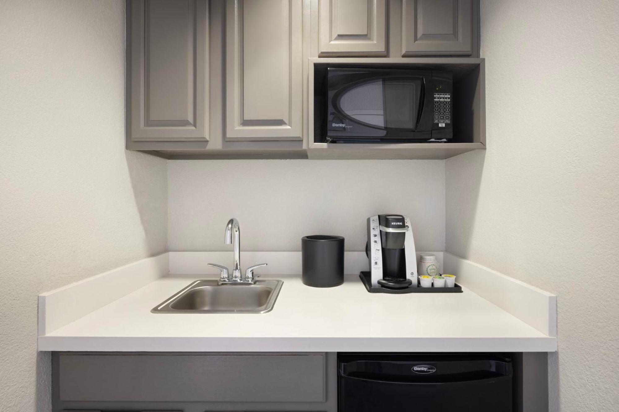 Holiday Inn & Suites Orlando Sw - Celebration Area By Ihg Kissimmee Bagian luar foto