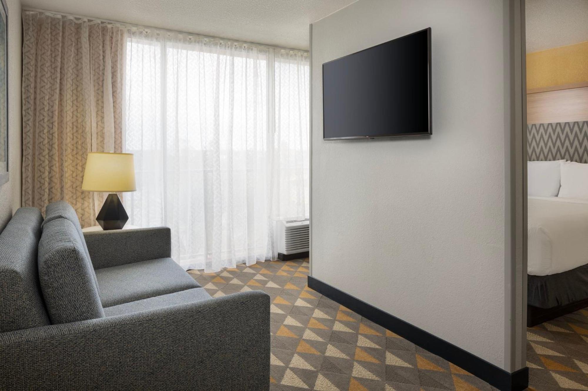 Holiday Inn & Suites Orlando Sw - Celebration Area By Ihg Kissimmee Bagian luar foto